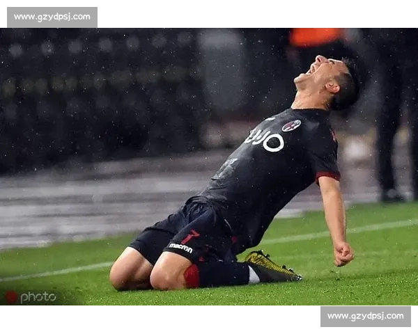 迪马济奥：那不勒斯敲定塞维利亚飞翼！21 岁国脚铁心加盟亲自推动转会